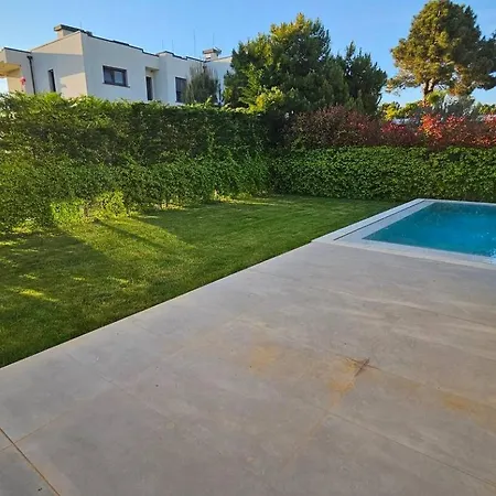 Vila Valamar * Plazhi San Pietro