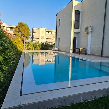 Vila Valamar Villa *
